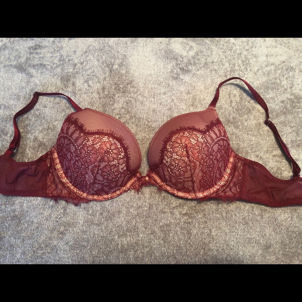 Victoria Secret bra